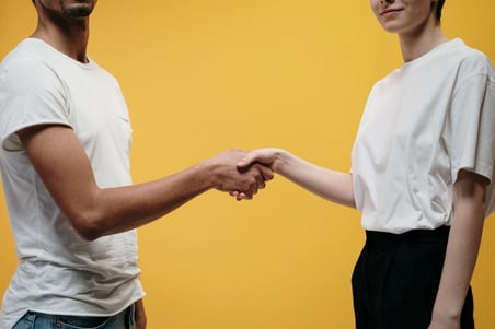 GetAccept blog image: 2. Quels sont les avantages de partager du contenu ?